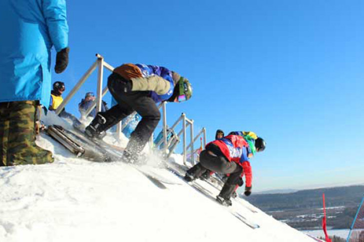 Спортсменки из Новосибирска победили в финале и общем зачете Кубка России по сноуборд-кроссу