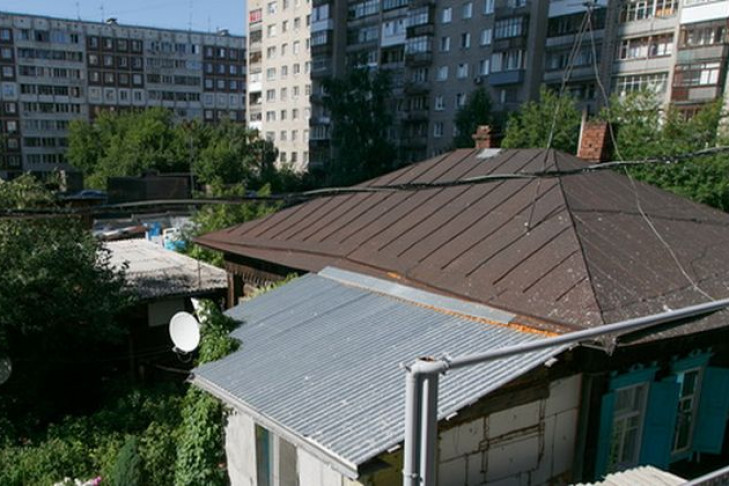 Стремительное ветшание жилья в России объяснил Минстрой