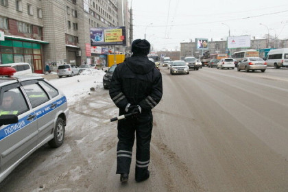 Не поддаваться на фейки о коронавирусе призвали сибирские полицейские