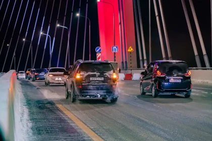 Движение по 4-му мосту открылось спустя 7 лет строительства в Новосибирске