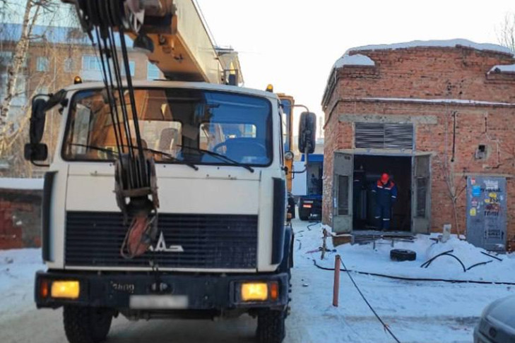 Массовое включение обогревателей вывело из строя трансформатор в Новосибирске