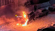 Автомобиль вспыхнул на парковке под Новосибирском