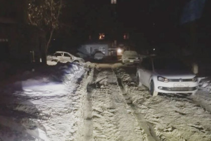 Регоператор пожаловался на нечищеные дворы в центре Новосибирска