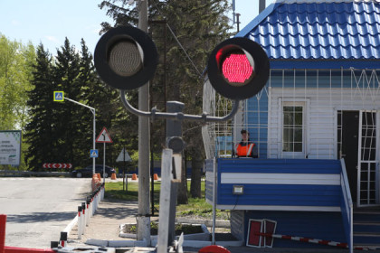 Начали проверять железнодорожные переезды