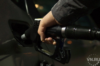 Причины подорожания бензина раскрыл глава «Роснефти»
