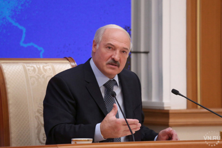 Президент Беларуси поручил выяснить перспективы авиарейса Новосибирск-Минск 