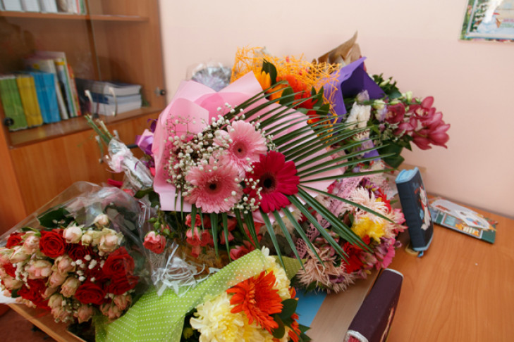 Резко сократились поставки цветов в Новосибирск к 8 Марта 