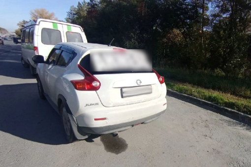 В Новосибирске приставы арестовали автомобиль Анжелы за долги