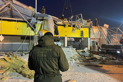 Бастрыкин взял на контроль расследование причин обрушения ТЦ в Новосибирске