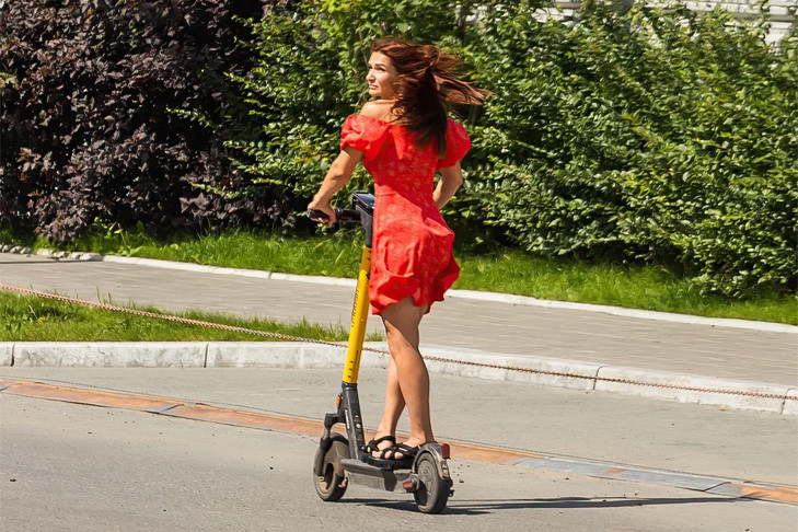 Новосибирск не планирует полный запрет электросамокатов