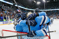 Яркую победу в борьбе за плей-офф одержала новосибирская «Сибирь» на родном льду