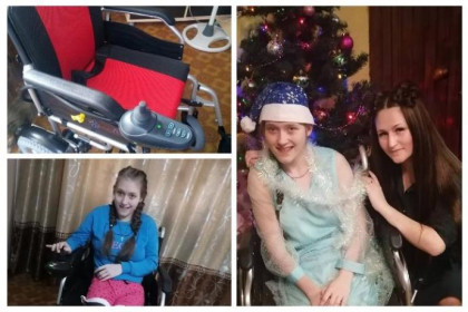 Блогер Дава подарил инвалидную коляску девушке с ДЦП из Новосибирска