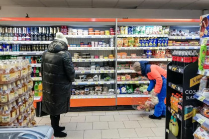 Младенца к краже икры и водки привлекли мистер и миссис Смит из Ордынки