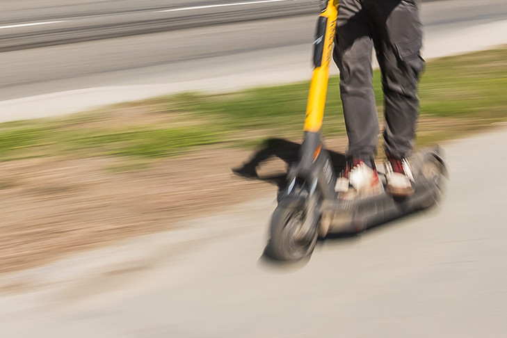 Бастрыкин поручил разобраться в деле о сбитом электросамокатом юном новосибирце