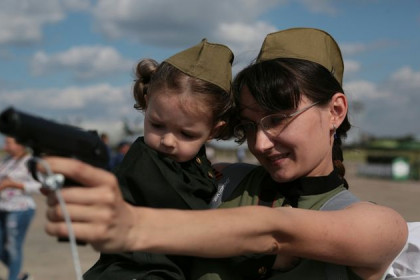 8 тысяч новосибирцев взяли в руки оружие на «Армия-2018» 