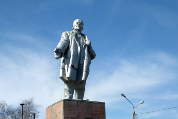 Ленина отремонтируют за 150 тысяч отзывчивые барабинцы
