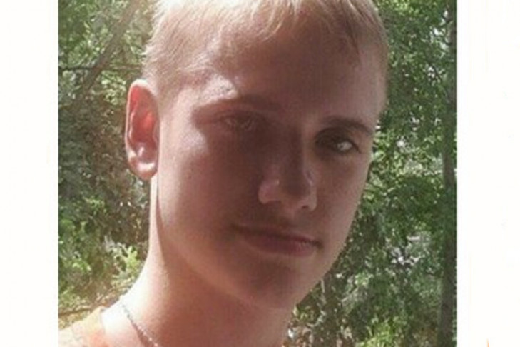14-летний мальчик с белыми подошвами не вернулся из школы