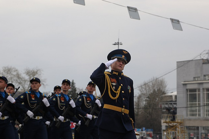 Парад Победы-2020 пройдет «полномасштабно» в Новосибирске