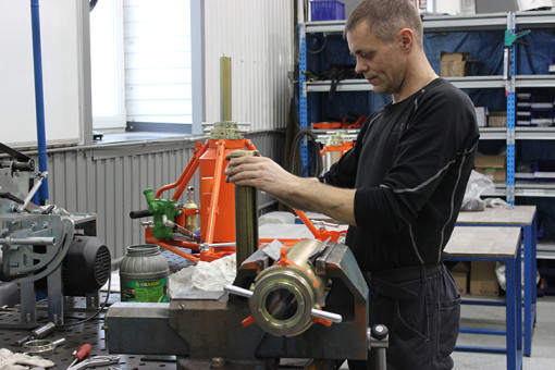 Взяли новую высоту: производитель авиационных изделий нарастит объемы в рамках нацпроекта