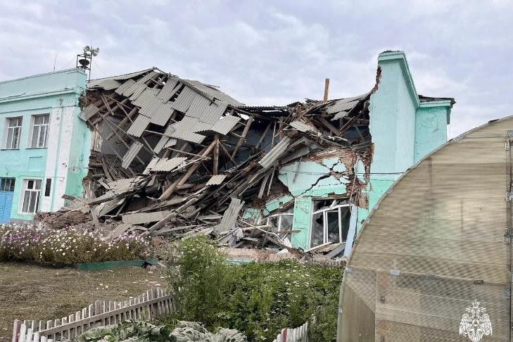 Новосибирский минобр прокомментировал ситуацию с обрушением школы в Татарске