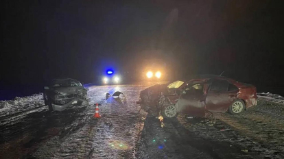 Два человека погибли в лобовом ДТП на новосибирской трассе