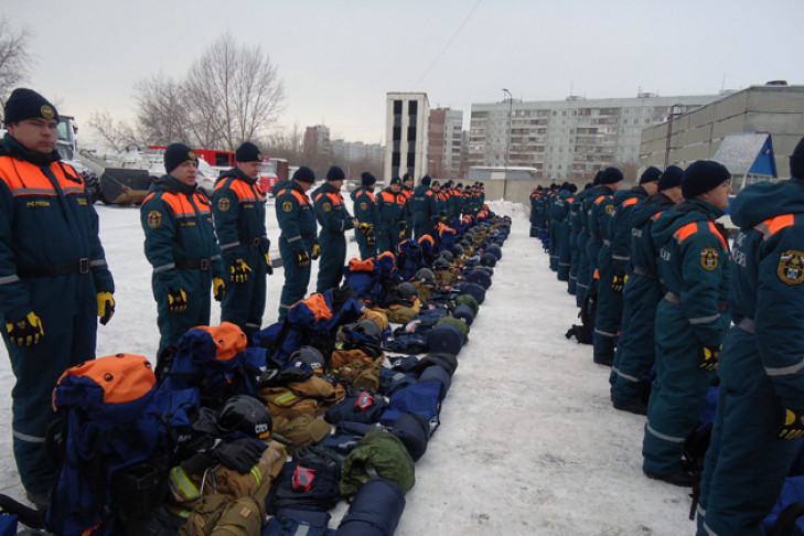 Спасатели Новосибирска прибыли в Кемерово для ликвидации ЧП