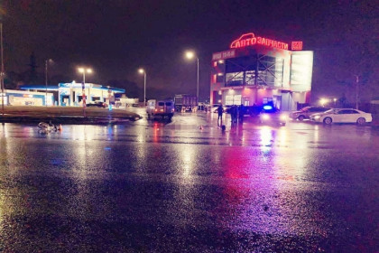 "Газель" сбила мужчину, сидящего на проезжей части в Октябрьском районе Новосибирска