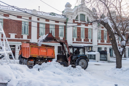 Очистить Новосибирск от снега помогут дорожники области – губернатор Травников