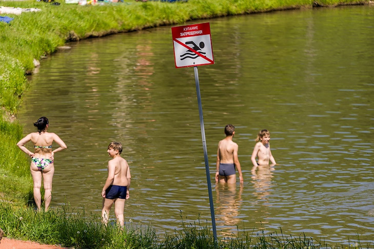 Оригинальный способ не потеть в жару назвала биолог Минкина