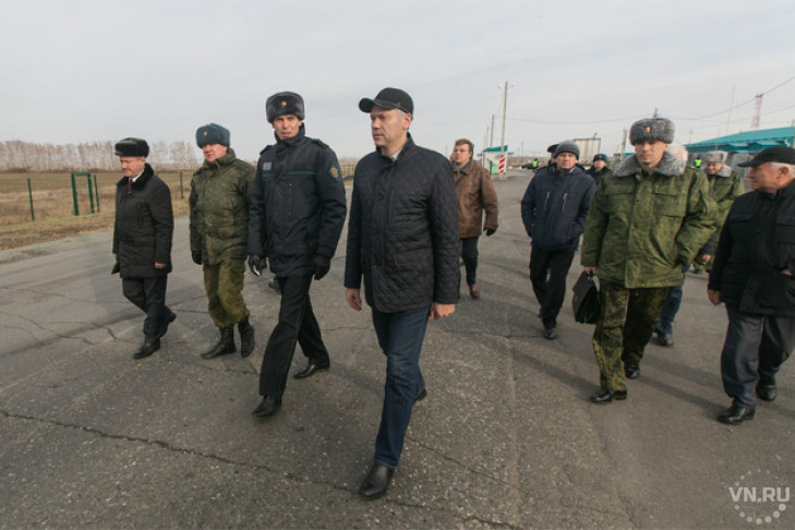 Карасук встретил врио губернатора вопросами и предложениями