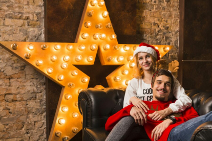 Почти треть сибиряков планируют культурный отдых в новогодние праздники