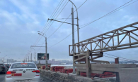 Почти 1,5 км тротуаров переложили на Октябрьском мосту в Новосибирске