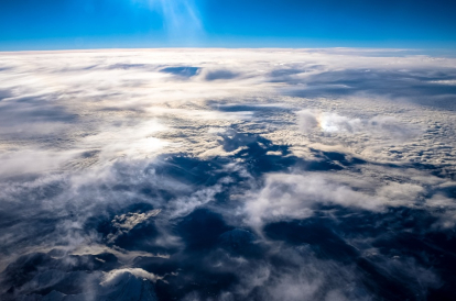 Более 3,5 тысяч пассажиров новосибирской авиакомпании встретят Новый год в полете