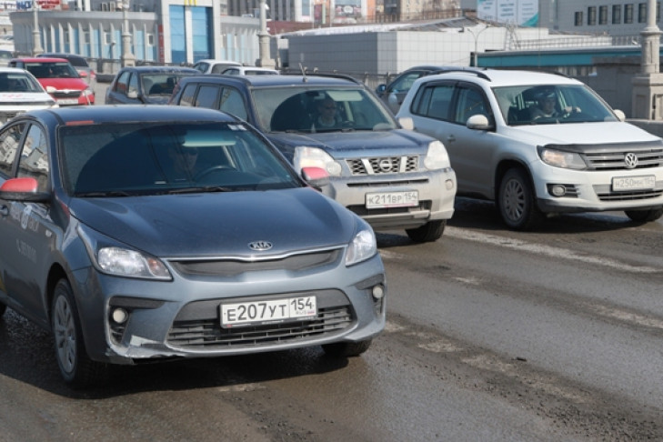 Цены на новые автомобили выросли в Новосибирске