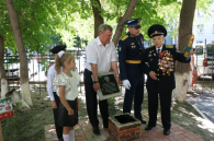 Послание потомкам: капсула времени к 100-летию Победы заложена в Новосибирске