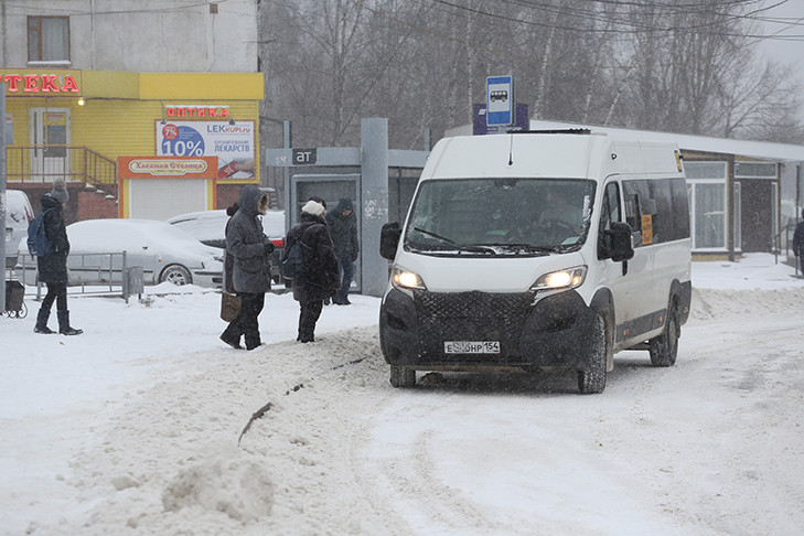 В Новосибирске с февраля-2024 поднимут цену на проезд в маршрутках