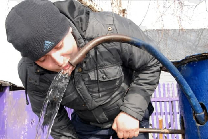 Новосибирцы не хотят пить чистую воду из-под крана 