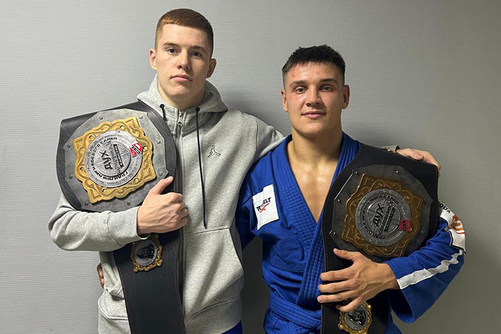 Студенты СГУГиТ триумфально выступили на международном турнире по боевому самбо в Чите