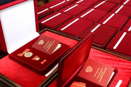 Путин присвоил звание «Мать-героиня» жительнице Новосибирска Татьяне Сербаевой