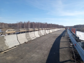 Ремонт моста через реку Ича продолжается
