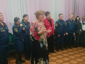 Молодежь знакомилась на вечёрке в библиотеке Куйбышевского района