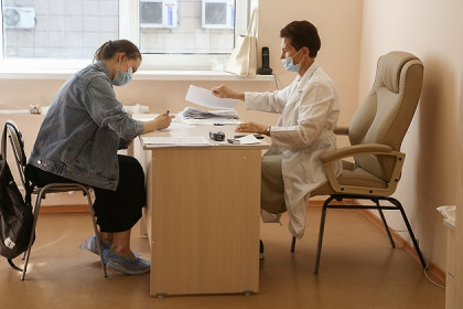 Прирост пациентов с COVID-19 один из самых низких в Сибири в Новосибирской области
