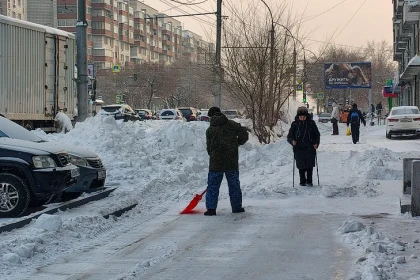 Сотни горожан стали жертвами гололеда в Новосибирске за неделю января-2026