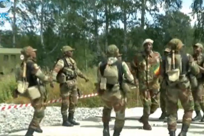 Африканские пляски на тропе разведчика показали воины Зимбабве на армейских играх