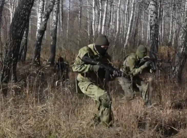 Боевую подготовку на полигонах продолжают проходить мобилизованные из Новосибирской области