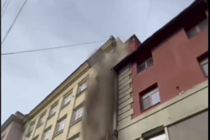 В Новосибирске обрушился фасад первого дома с ванными комнатами