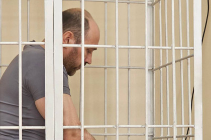 Адвокат из Омска получил 7 лет колонии за взятки для судьи в Новосибирске