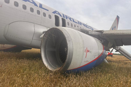 Пассажиры рассказали подробности аварийной посадки самолета в Убинском районе