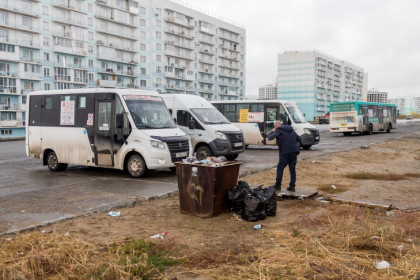 Убрать мусор потребовали прокуроры города от мэра Новосибирска Локтя
