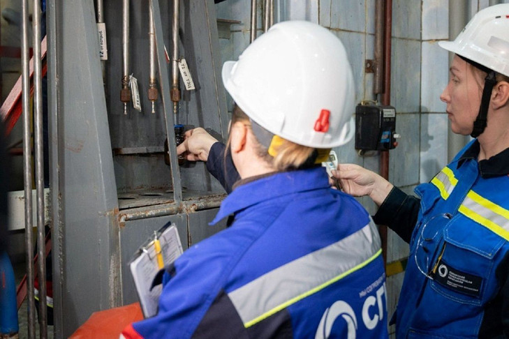 Краситель в новосибирских трубах помог снизить расход теплоносителя на 122 тысячи тонн